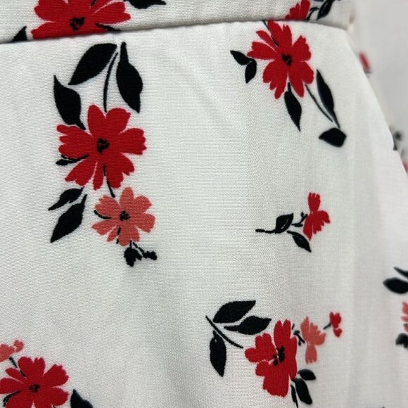 Row A red and white floral fit and flare sundress size large EUC smocked back - Picture 5 of 12